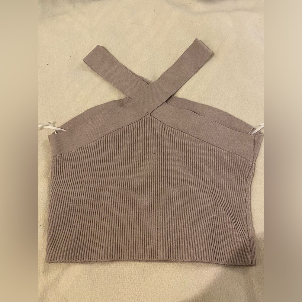 ARITZIA BABATON Sculpt Knit Criss Cross Cropped Tank - In XL in purple